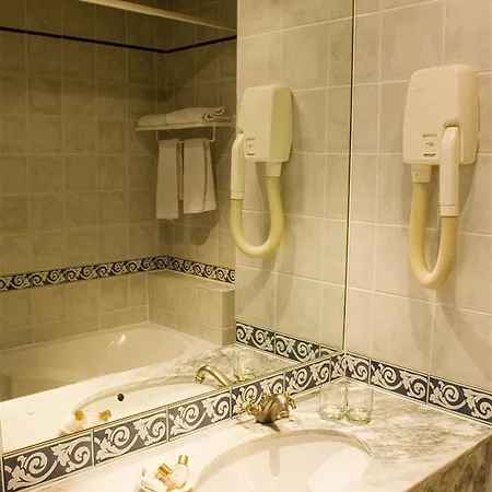 Des 4 Soeurs Hotel 3*