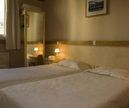 Des 4 Soeurs 3* Bordeaux